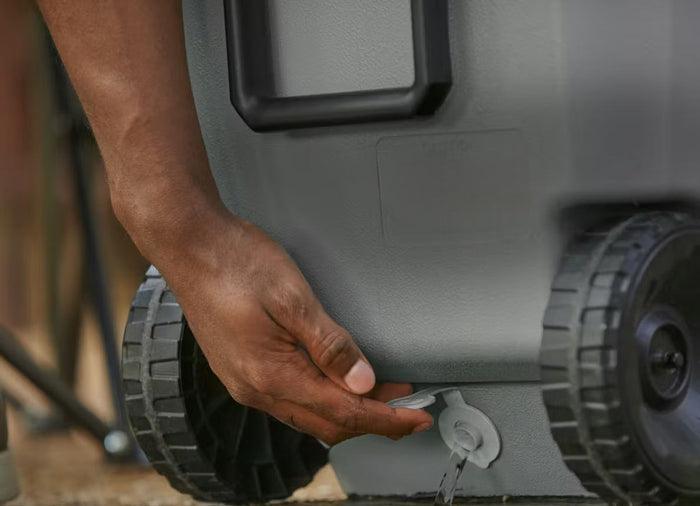 316 Series Wheeled Hard-sided Cooler - 58 L