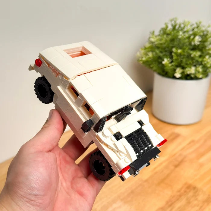 CaDA Humvee Off Road Truck 1:24 - Bouwset Auto | C55022W