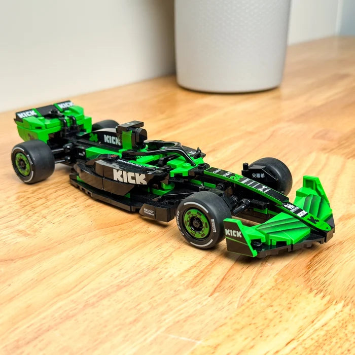 CaDA Kick Sauber F1 Team C45 1:24 - Bouwset Auto | C55082W