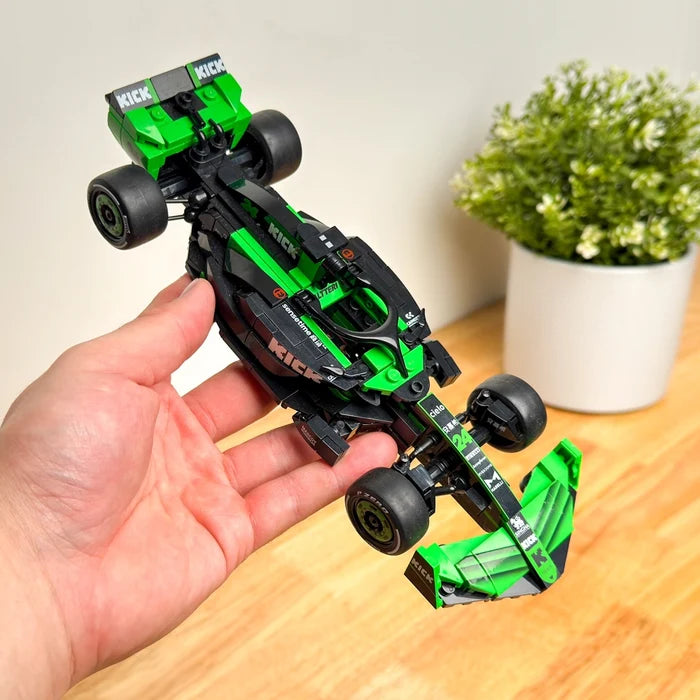 CaDA Kick Sauber F1 Team C45 1:24 - Bouwset Auto | C55082W