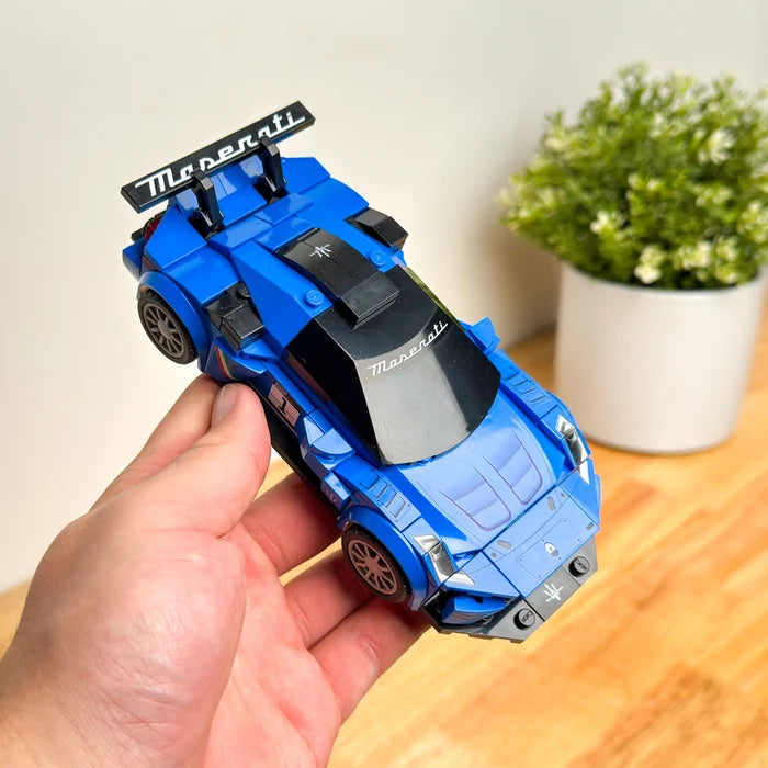CaDA Maserati GT2 1:24 - Bouwset Auto | C55031W