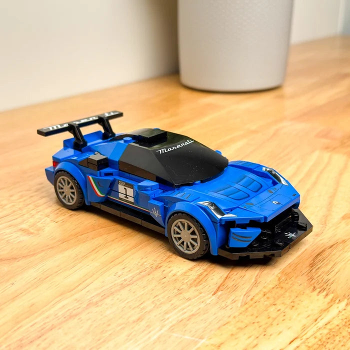 CaDA Maserati GT2 1:24 - Bouwset Auto | C55031W