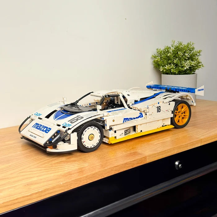 CaDA Mazda 787B 1:10 - Bouwset Auto | C63007W