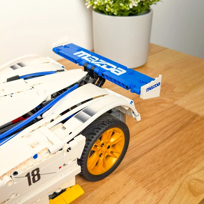 CaDA Mazda 787B 1:10 - Bouwset Auto | C63007W