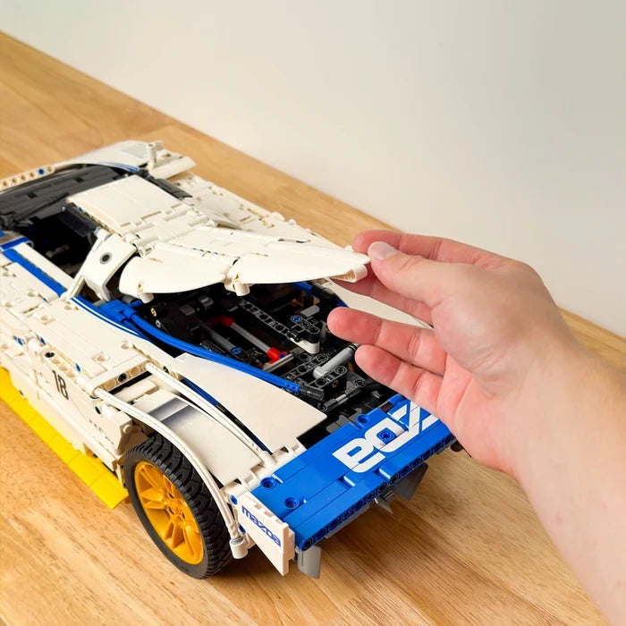 CaDA Mazda 787B 1:10 - Bouwset Auto | C63007W