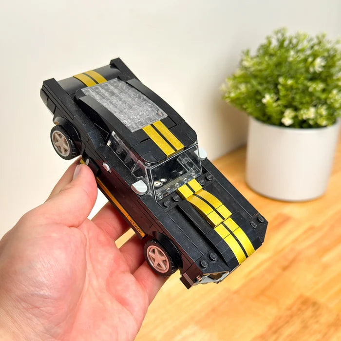 CaDA Shelby GT 350H 1:24 - Bouwset Auto | C55034W