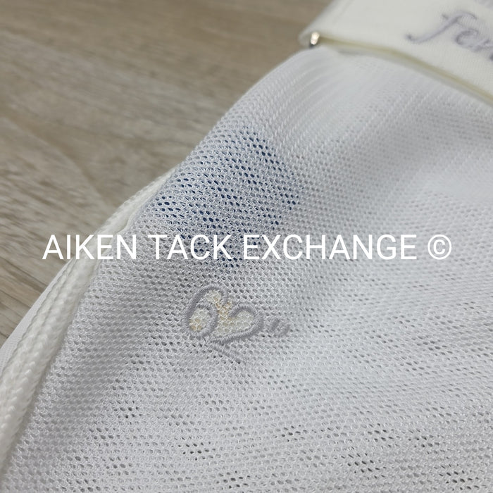 Fenwick Equestrian BodyGuard Mesh Cooler, White (has some marks) 62"