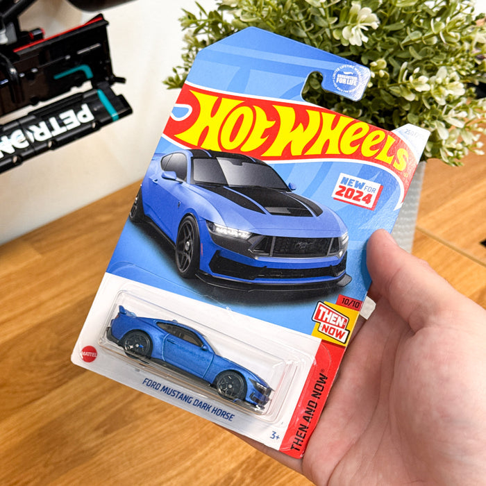 Hot Wheels Ford Mustang Dark Horse blauw VS | 250/250 (2024)
