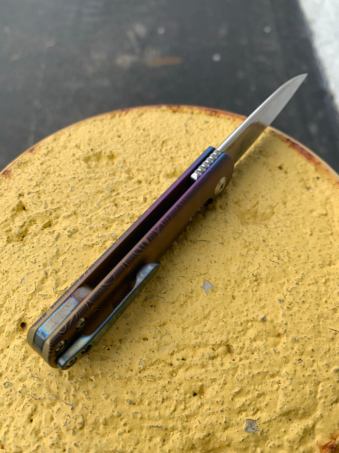 Kizer Feist - Drop Point - "Raindrop" - Ano Fade - St. Nick's Custom Anodization